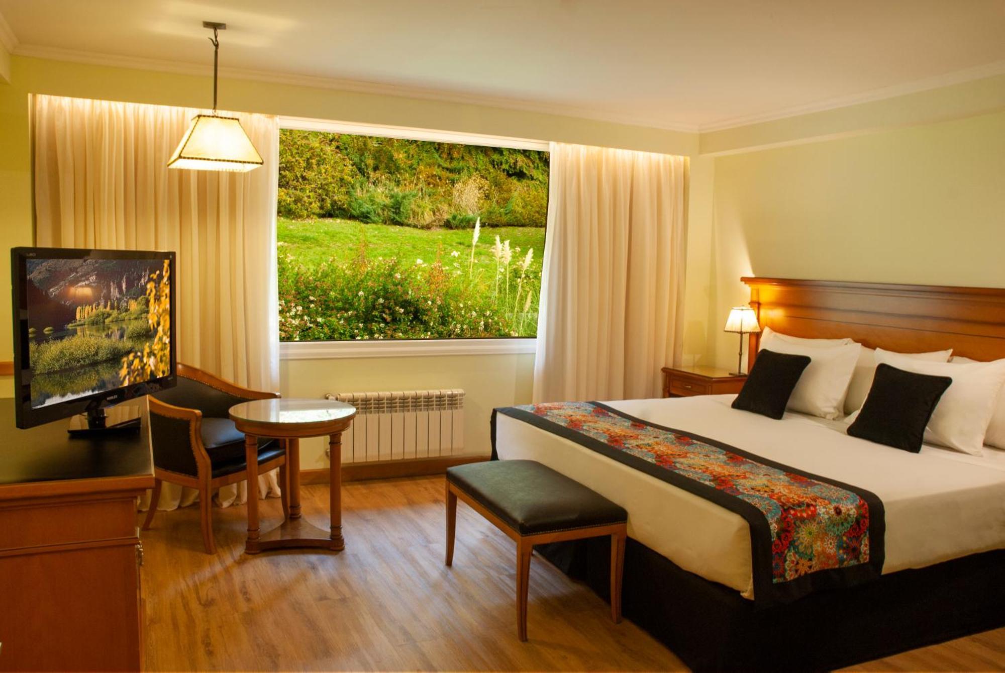 Huinid Bustillo Hotel & Spa San Carlos de Bariloche Zimmer foto